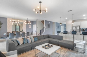 9 Bedrooms - 5 Bathrooms - Storey Lake 2885 Sc